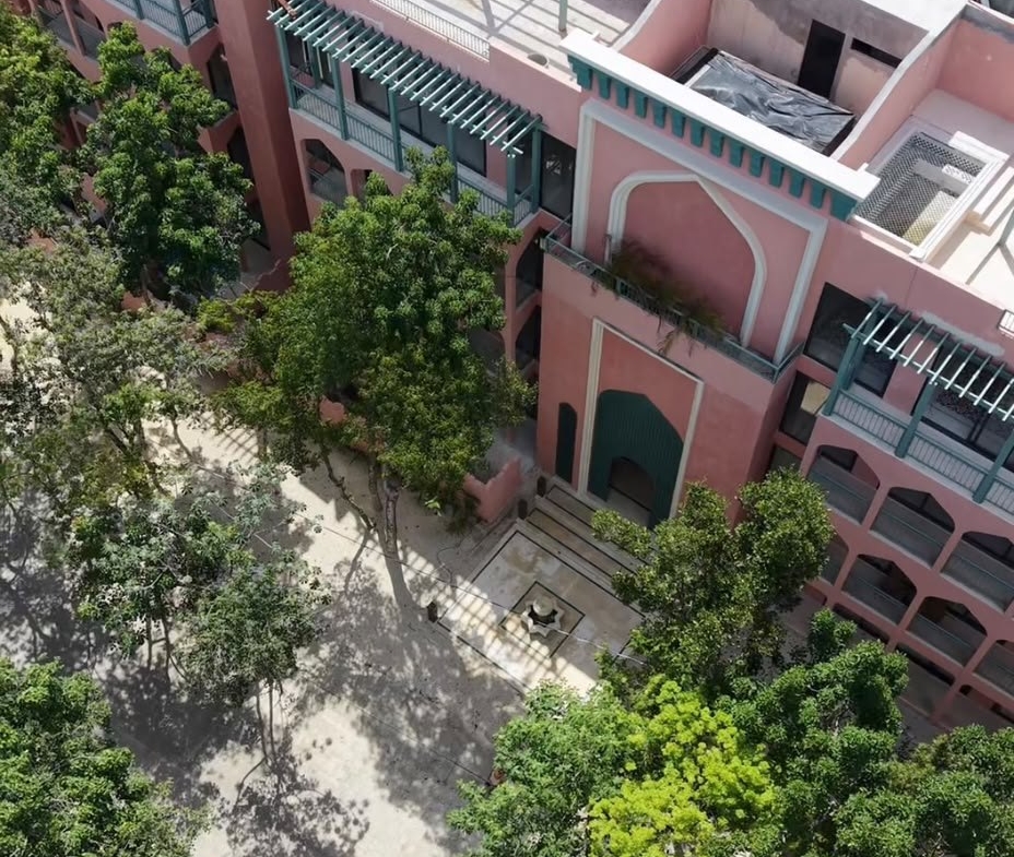 Pink Riad