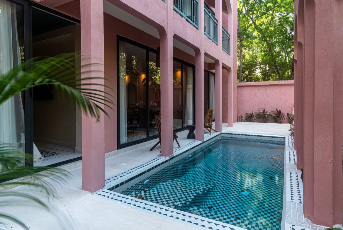 Pink Riad