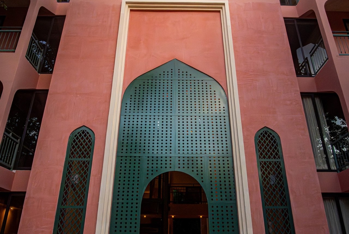 Pink Riad