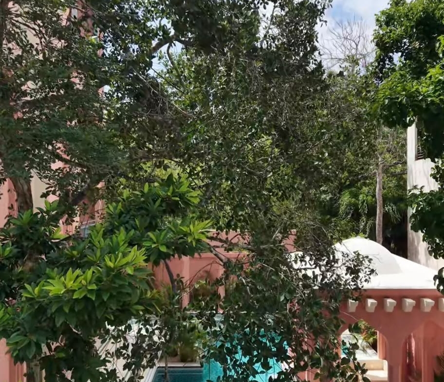Pink Riad