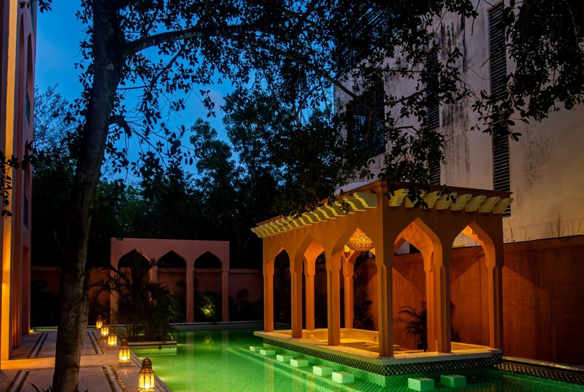 Pink Riad